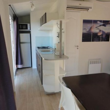 Mobil Home 6 Personnes Rocbaron Exterior foto